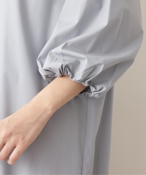 NATURAL BEAUTY BASIC（ナチュラルビューティーベーシック）の「切り替えギャザーシャツワンピース（ワンピース・レディース・ブルー/ベージュ/オフホワイト・MEDIUM）」の22枚目の写真