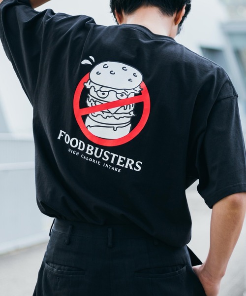 Rocky Monroe（ロッキーモンロー）の「オーバーサイズ パロディプリント 半袖 ビッグT（Tシャツ/カットソー・メンズ・オフホワイト/サックスブルー/ブラック/パープル/ホワイト系/ブラック系/ベージュ系/グリーン系/サックスブルー系/グレイッシュベージュ/グリーン/パープル系・L/S/M）」の6枚目の写真