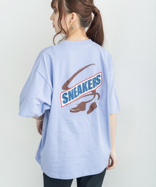 Rocky Monroe（ロッキーモンロー）の「オーバーサイズ パロディプリント 半袖 ビッグT（Tシャツ/カットソー・メンズ・オフホワイト/サックスブルー/ブラック/パープル/ホワイト系/ブラック系/ベージュ系/グリーン系/サックスブルー系/グレイッシュベージュ/グリーン/パープル系・L/S/M）」の11枚目の写真