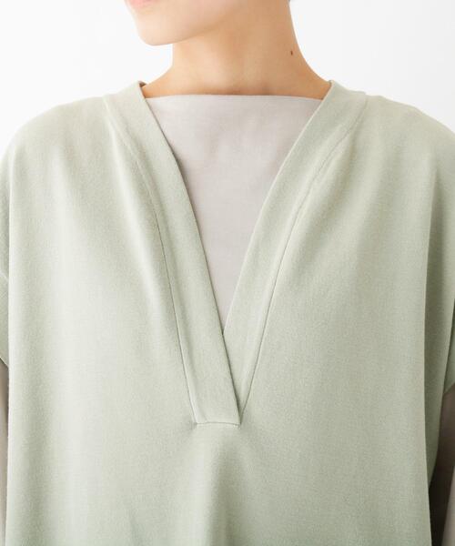 OPAQUE.CLIP(オペークドットクリップ)の「◆ストレッチレーヨン ニットプルオーバーベスト【WEB限定サイズ】(ベスト・レディース・ガンメタ/ブラック/オリーブ・38/40/42)」の10枚目の写真