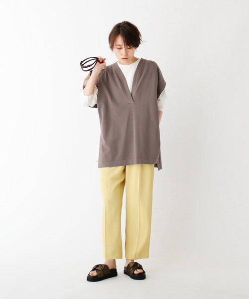 OPAQUE.CLIP(オペークドットクリップ)の「◆ストレッチレーヨン ニットプルオーバーベスト【WEB限定サイズ】(ベスト・レディース・ガンメタ/ブラック/オリーブ・38/40/42)」の13枚目の写真