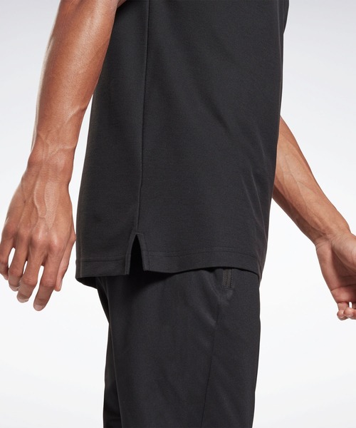 Reebok(リーボック)の「トレーニング エッセンシャルズ ポロシャツ Training Essentials Polo Shirt(ポロシャツ・メンズ・ブラック・SMALL/MEDIUM/LARGE/X-LARGE/XX-LARGE/X-SMALL)」の4枚目の写真