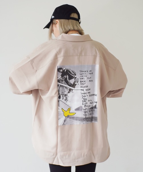 Mark Gonzales（マーク・ゴンザレス）の「【 Mark Gonzales / マークゴンザレス 】 PHOTO Pt. WORK SHIRT / フォトプリント ワーク シャツ（シャツ/ブラウス・メンズ・ホワイト/ベージュ・L/XL/M）」の2枚目の写真