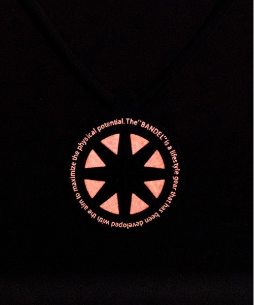 BANDEL（バンデル）の「【BANDEL】GHOST Luminous NEON Necklace (Neon Pink)（ネックレス・メンズ・ブラック×ピンク・45cm/50㎝）」の5枚目の写真