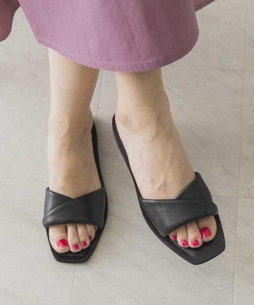 MOHI（モヒ）の「MOHI　FLAT SANDAL（サンダル・レディース・ブラック/カーキ・38/36/37）」の3枚目の写真