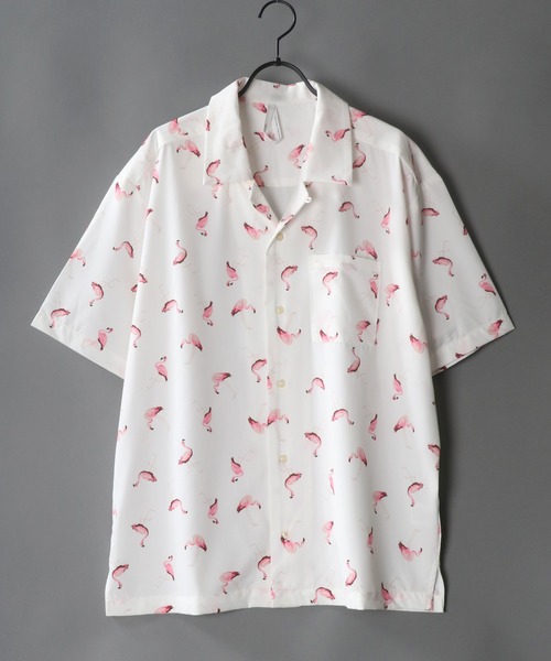 SITRY(シトリー)の「patterned all over Open Collar shirt/総柄 オープンカラーシャツ(シャツ/ブラウス・メンズ・ホワイト/ブラック/ホワイト系その他/ブラック系その他/ベージュ系その他/ホワイト系その他2/ブラック系その他2/ブラック系その他3/ホワイト系その他4/ブラック系その他4/サックスブルー/ブラック系その他5/ホワイト系その他5/イエロー/ラベンダー/ホワイト系その他3・M/LL/L/XL)」の2枚目の写真