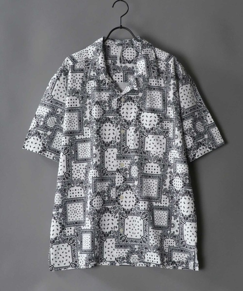 SITRY(シトリー)の「patterned all over Open Collar shirt/総柄 オープンカラーシャツ(シャツ/ブラウス・メンズ・ホワイト/ブラック/ホワイト系その他/ブラック系その他/ベージュ系その他/ホワイト系その他2/ブラック系その他2/ブラック系その他3/ホワイト系その他4/ブラック系その他4/サックスブルー/ブラック系その他5/ホワイト系その他5/イエロー/ラベンダー/ホワイト系その他3・M/LL/L/XL)」の4枚目の写真