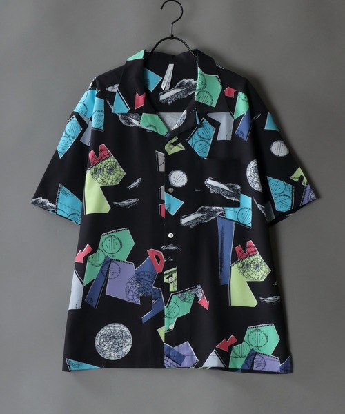 SITRY(シトリー)の「patterned all over Open Collar shirt/総柄 オープンカラーシャツ(シャツ/ブラウス・メンズ・ホワイト/ブラック/ホワイト系その他/ブラック系その他/ベージュ系その他/ホワイト系その他2/ブラック系その他2/ブラック系その他3/ホワイト系その他4/ブラック系その他4/サックスブルー/ブラック系その他5/ホワイト系その他5/イエロー/ラベンダー/ホワイト系その他3・M/LL/L/XL)」の12枚目の写真