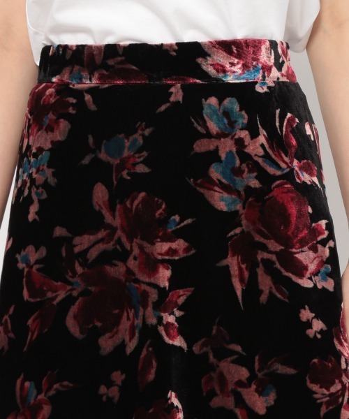 JEANASIS（ジーナシス）の「バッセンベロアスカート/959368（スカート・レディース・レッド系その他/ブラック系その他・FREE）」の8枚目の写真