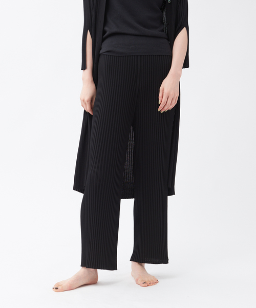 qualite（カリテ）の「【WEB・一部店舗限定】《セットアップ対応》リブニットワイドパンツ（その他パンツ・レディース・ブラック/ブラウン/スモークピンク・フリー）」の2枚目の写真