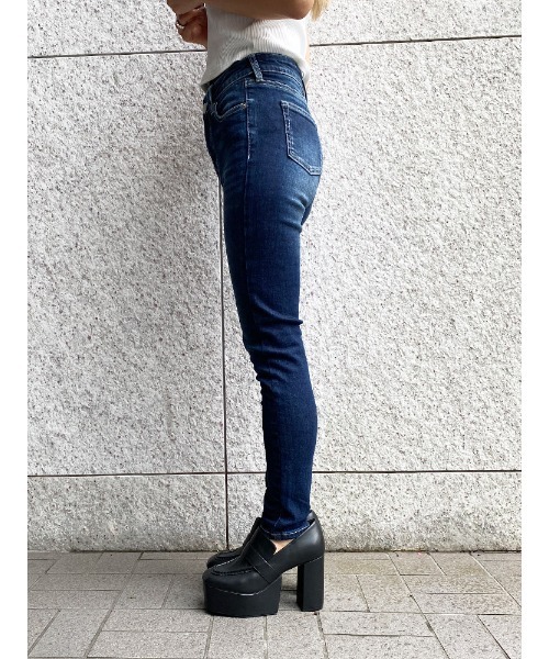 ENVYM（アンビー）の「ＪＵＳＴ ＷＡＩＳＴ ＳＫＩＮＮＹ ＰＴ（デニムパンツ・レディース・ブルー・S/XS/M）」の10枚目の写真