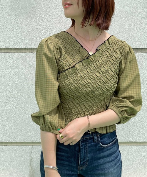 Cheek（チーク）の「チェックシャーリングクロス前後２Ｗａｙブラウス（シャツ/ブラウス・レディース・ベージュ/カーキ・FREE）」の9枚目の写真