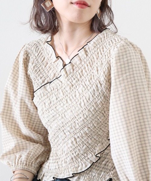 Cheek（チーク）の「チェックシャーリングクロス前後２Ｗａｙブラウス（シャツ/ブラウス・レディース・ベージュ/カーキ・FREE）」の11枚目の写真