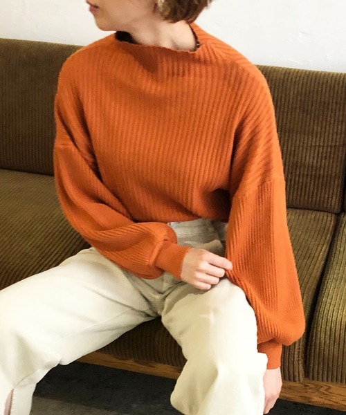 210nouve（トゥージュヌーブ）の「ボトルネックバルーンスリーブニット（ニット/セーター・レディース・オレンジ/ベージュ/イエロー/ブラック/レッド/ブラウン/グレー/グリーン/ブルー・FREE）」の9枚目の写真