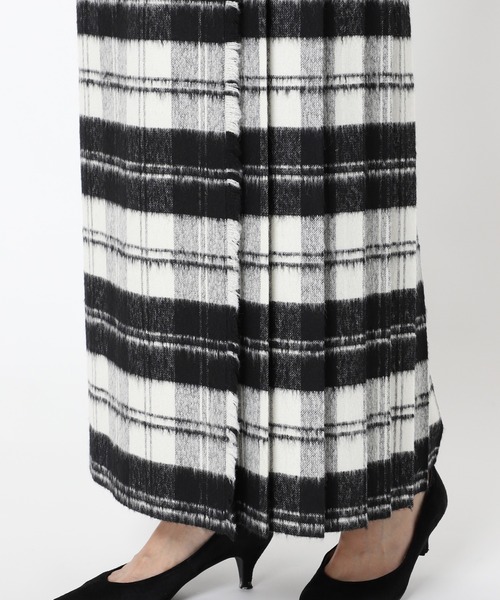 O'NEIL of DUBLIN（オニールオブダブリン）の「《別注》【O’NEIL OF DUBLIN/ オニールオブダブリン】キルトスカート◆（スカート・レディース・ブルー/グリーン/ホワイト・X-SMALL/SMALL）」の5枚目の写真