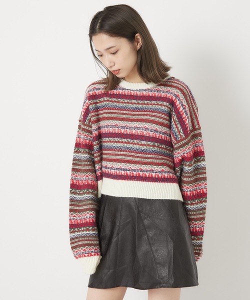 CIAOPANIC（チャオパニック）の「【WEB限定】フェアアイル柄ショートニット（ニット/セーター・レディース・ベージュ/グレー/ホワイト×レッド/アイボリー・FREE）」の3枚目の写真