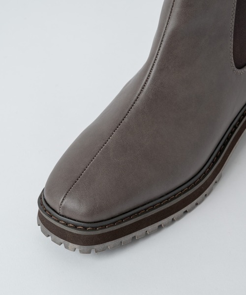 Rewde（ルゥデ）の「タンクソールサイドゴアブーティ（1R18-BT01）（ブーツ・レディース・ブラック/ブラウン・LL/S/M/L）」の5枚目の写真