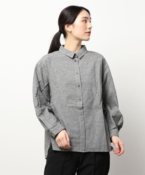 Samansa Mos2(サマンサ モスモス)の「ドルマン風シャツ(シャツ/ブラウス・レディース・ブラック/ベージュ/マスタード/モカ・フリ-)」の2枚目の写真