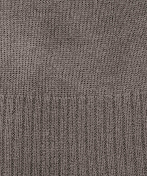 LEPSIM（レプシィム）の「5ゲージリブハイネックケアニット　950789（ニット/セーター・レディース・ブラック/グレー/レッド/ベージュ・FREE）」の13枚目の写真