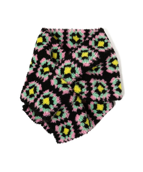 Ray BEAMS(レイビームス)の「Ray BEAMS / Granny Square ボア マフラー(マフラー・レディース・ナチュラル/ブラック・ONE SIZE)」の7枚目の写真