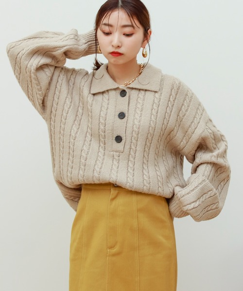 Birthday room（バースデイルーム）の「細ケーブル編みビッグシルエットポロニット（ニット/セーター・レディース・チャコールグレー/ブルー/グリーン/ライトベージュ・FREE）」の2枚目の写真