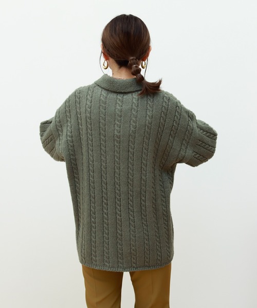 Birthday room（バースデイルーム）の「細ケーブル編みビッグシルエットポロニット（ニット/セーター・レディース・チャコールグレー/ブルー/グリーン/ライトベージュ・FREE）」の19枚目の写真