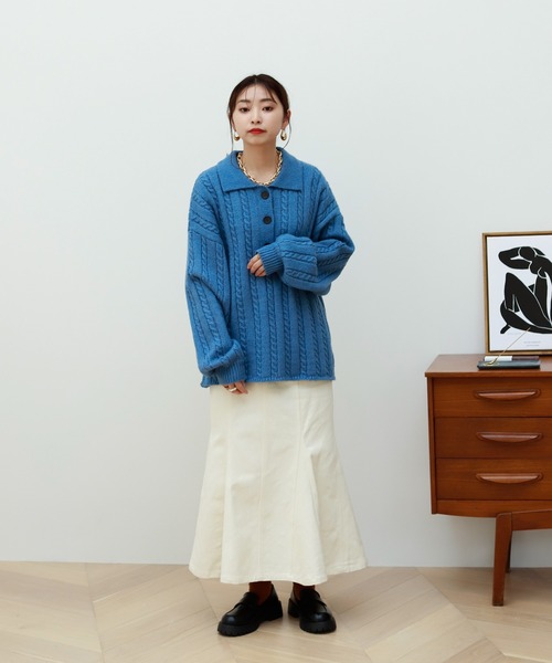 Birthday room（バースデイルーム）の「細ケーブル編みビッグシルエットポロニット（ニット/セーター・レディース・チャコールグレー/ブルー/グリーン/ライトベージュ・FREE）」の14枚目の写真