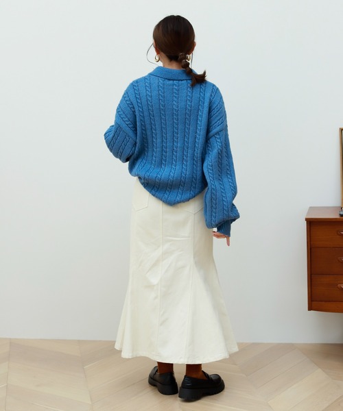 Birthday room（バースデイルーム）の「細ケーブル編みビッグシルエットポロニット（ニット/セーター・レディース・チャコールグレー/ブルー/グリーン/ライトベージュ・FREE）」の7枚目の写真