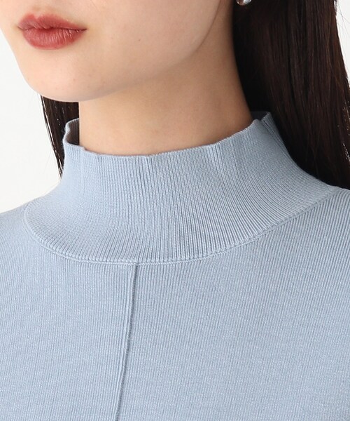 OPAQUE.CLIP（オペークドットクリップ）の「◆レーヨンストレッチ モックネックニット【WEB限定サイズ】（ニット/セーター・レディース・ライトブルー/ブラック/ホワイト系・40/38/42）」の4枚目の写真