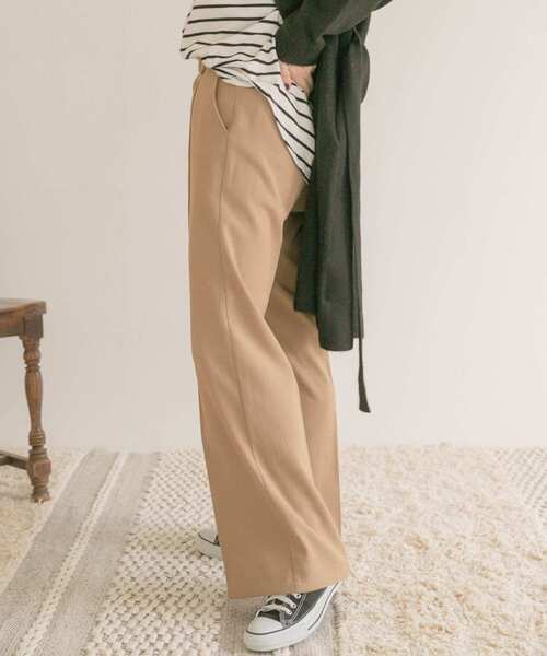 ITEMS URBANRESEARCH(アイテムズ アーバンリサーチ)の「センターシームパンツ(その他パンツ・レディース・レッド/ネイビー/ベージュ・FREE)」の5枚目の写真