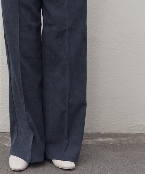 ITEMS URBANRESEARCH(アイテムズ アーバンリサーチ)の「センターシームパンツ(その他パンツ・レディース・レッド/ネイビー/ベージュ・FREE)」の13枚目の写真