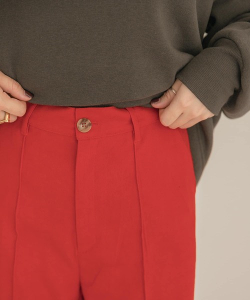 ITEMS URBANRESEARCH(アイテムズ アーバンリサーチ)の「センターシームパンツ(その他パンツ・レディース・レッド/ネイビー/ベージュ・FREE)」の19枚目の写真