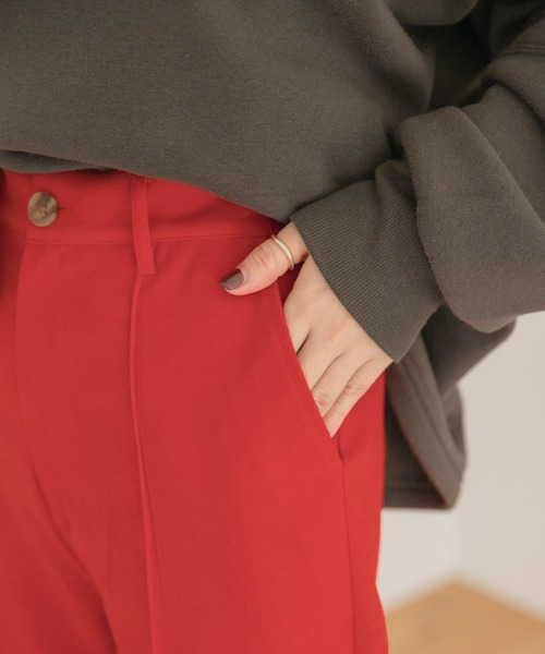 ITEMS URBANRESEARCH(アイテムズ アーバンリサーチ)の「センターシームパンツ(その他パンツ・レディース・レッド/ネイビー/ベージュ・FREE)」の20枚目の写真