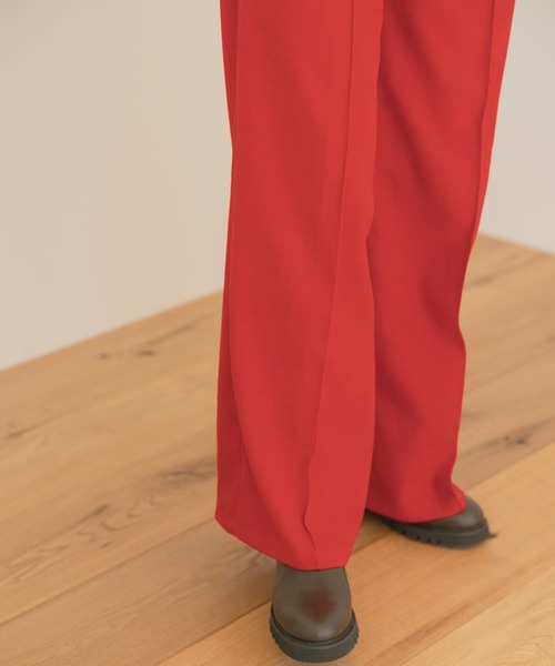 ITEMS URBANRESEARCH(アイテムズ アーバンリサーチ)の「センターシームパンツ(その他パンツ・レディース・レッド/ネイビー/ベージュ・FREE)」の22枚目の写真