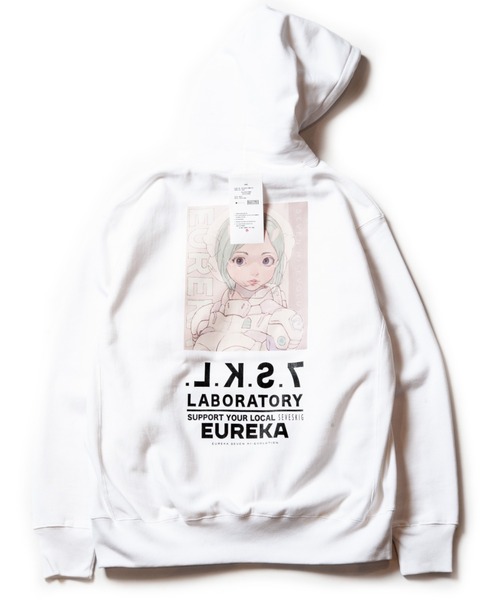 SEVESKIG（セヴシグ）の「SEVESKIG/セヴシグ/【古塔つみ×エウレカ コラボレーション】COTOH EUREKA Collaboration ParkaEUREKA Ver-（パーカー・メンズ・ホワイト/ブラック/グレー・SMALL/MEDIUM/LARGE/X-LARGE）」の2枚目の写真