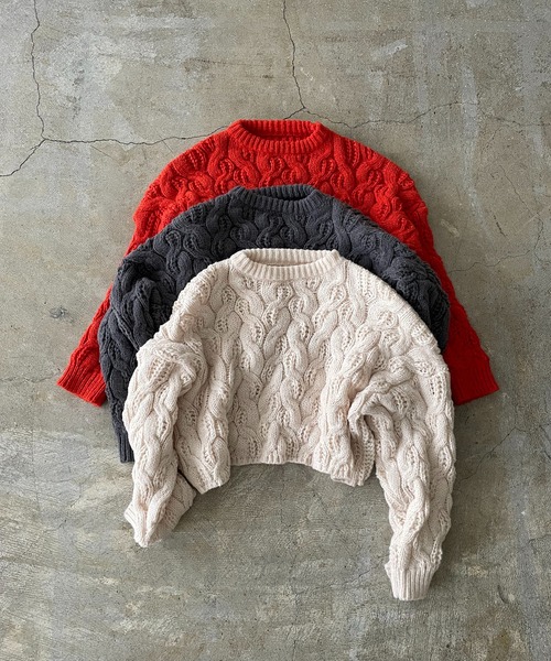 210nouve(トゥージュヌーブ)の「ドルマンスリーブケーブル編みショートニット(ニット/セーター・レディース・グレー/オレンジ/ホワイト・FREE)」の6枚目の写真