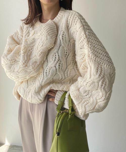 210nouve(トゥージュヌーブ)の「ドルマンスリーブケーブル編みショートニット(ニット/セーター・レディース・グレー/オレンジ/ホワイト・FREE)」の9枚目の写真