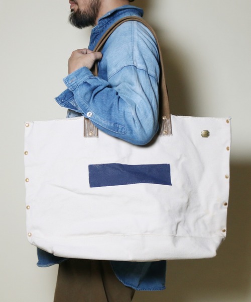 THE SUPERIOR LABOR（シュペリオールレイバー）の「TSL Revival series tote bag of the man L（ショルダーバッグ・メンズ・ホワイト・FREE）」の2枚目の写真