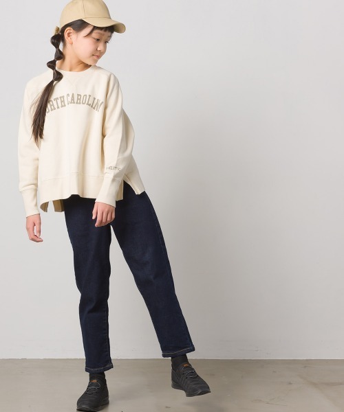 OMNES(オムネス)の「キッズ 裏毛スウェット ラグランプルオーバー ロゴプリント(スウェット・キッズ・ネイビー/アイボリー/モスグリーン/チャコール・100/110/120/130/140)」の5枚目の写真