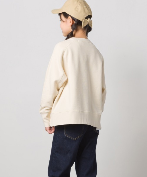 OMNES(オムネス)の「キッズ 裏毛スウェット ラグランプルオーバー ロゴプリント(スウェット・キッズ・ネイビー/アイボリー/モスグリーン/チャコール・100/110/120/130/140)」の7枚目の写真