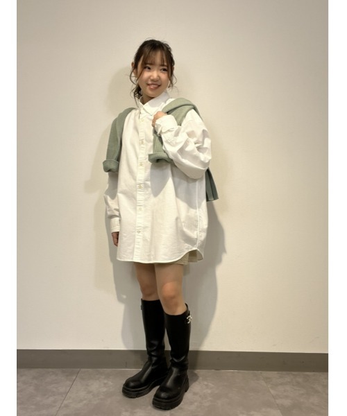 GAP（ギャップ）の「オックスフォード ブラナンベア ビッグシャツ（ユニセックス）（シャツ/ブラウス・メンズ・ネイビー/ライトブルー/グリーン/コーラル/ホワイト/カーキ/ピンク/パープル/ライトグレー/ブルー系その他/ホワイト系その他/チャコールグレー・L/XL/S/XS/M）」の19枚目の写真