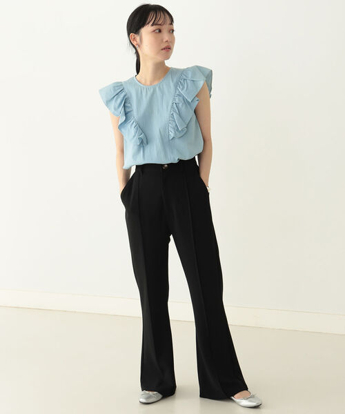 BeAMS DOT(ビームスドット)の「【WEB限定】BeAMS DOT / デニム フリルブラウス(シャツ/ブラウス・レディース・インディゴブルー/ライトブルー・FREE)」の11枚目の写真