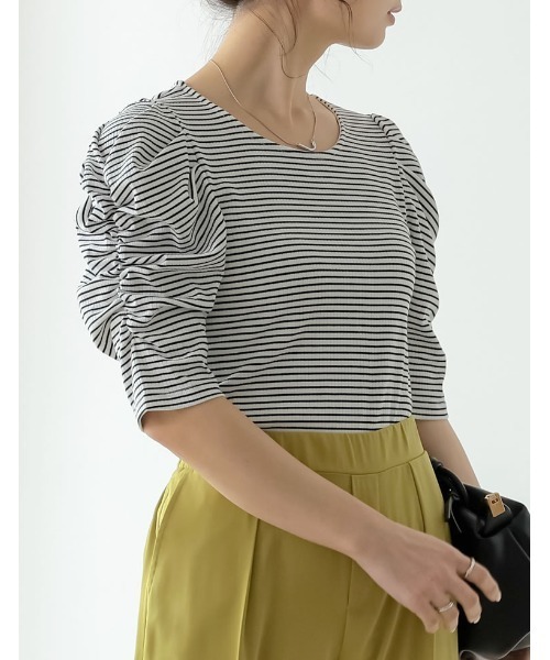 Re:EDIT（リエディ）の「[神山まりあさん着用]無地orボーダーテレコリブパワショルトップス（Tシャツ/カットソー・レディース・ブラック/オフホワイト/ホワイト系その他・MEDIUM）」の19枚目の写真