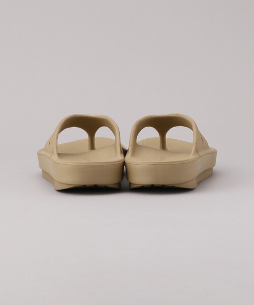 FREAK'S STORE（フリークスストア）の「OOFOS/ウーフォス OOriginal/ウーオリジナル（サンダル・レディース・ベージュ/ダークブラウン/ラベンダー/ホワイト/ブラック/グレー/オリーブ/ブラウン・23/24/25/23.0cm/25.0cm/24.0cm）」の16枚目の写真