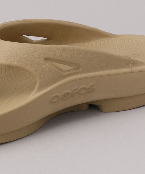 FREAK'S STORE（フリークスストア）の「OOFOS/ウーフォス OOriginal/ウーオリジナル（サンダル・レディース・ベージュ/ダークブラウン/ラベンダー/ホワイト/ブラック/グレー/オリーブ/ブラウン・23/24/25/23.0cm/25.0cm/24.0cm）」の20枚目の写真