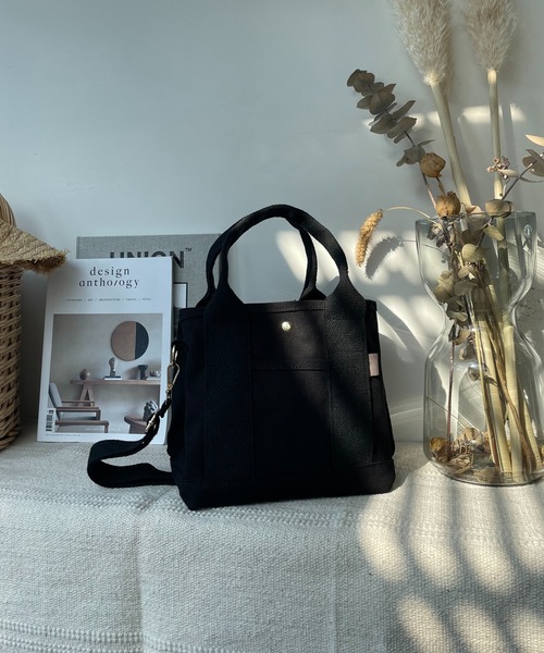 AS KNOW AS plus（アズノゥアズプラス）の「●ルーム２WAYトートバッグ（トートバッグ・レディース・ブラック/グレー/アイボリー/ホワイト×ブラック/レオパード/ゼブラ/アニマル・FREE）」の3枚目の写真