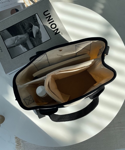 AS KNOW AS plus（アズノゥアズプラス）の「●ルーム２WAYトートバッグ（トートバッグ・レディース・ブラック/グレー/アイボリー/ホワイト×ブラック/レオパード/ゼブラ/アニマル・FREE）」の16枚目の写真