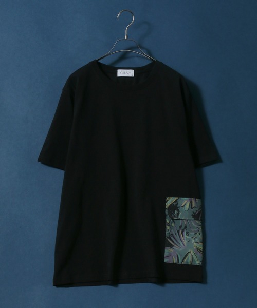 ANPAS(アンパス)の「Total Pattern Print Side Pocket T-Shirt/総柄 サイドポケット Tシャツ(Tシャツ/カットソー・メンズ・ホワイト/ブラック/ホワイト系その他/ブラック系その他/ホワイト系その他2/ホワイト系その他3/ブラック系その他2/ブラック系その他3・LL/M/L)」の1枚目の写真