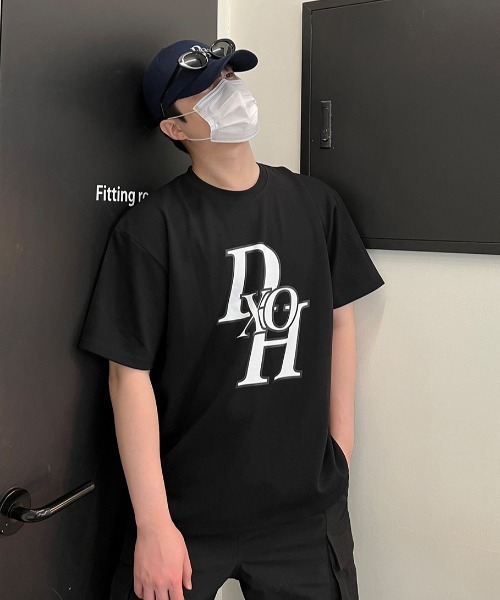 ★DXOH★Thunder Logo Half Pants Brown★正規品/韓国直送料込 DXOH(ディソエイチ)の商品一覧 - 海外通販のBUYMA