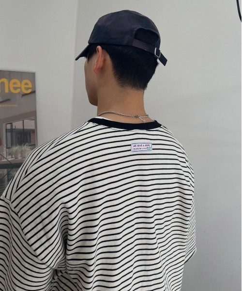 ATTENTION(アテンション)の「【ATTENTION】BIGボーダーハーフスリーブT 別注/韓国セレクト/ビッグシルエット(Tシャツ/カットソー・メンズ・ブラック/グレー/レッド/オレンジ/グリーン・フリ-)」の15枚目の写真